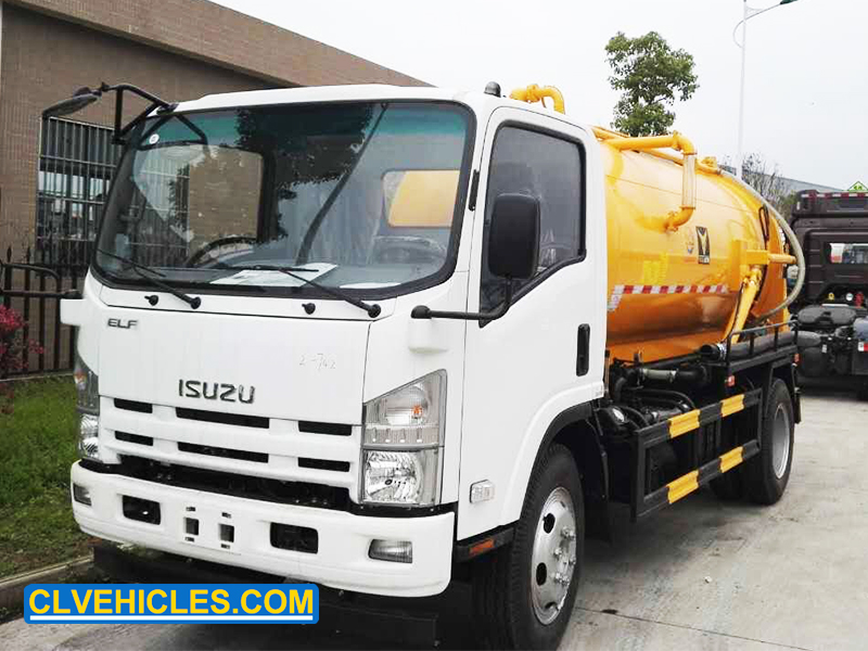 ISUZU sewage suction truck