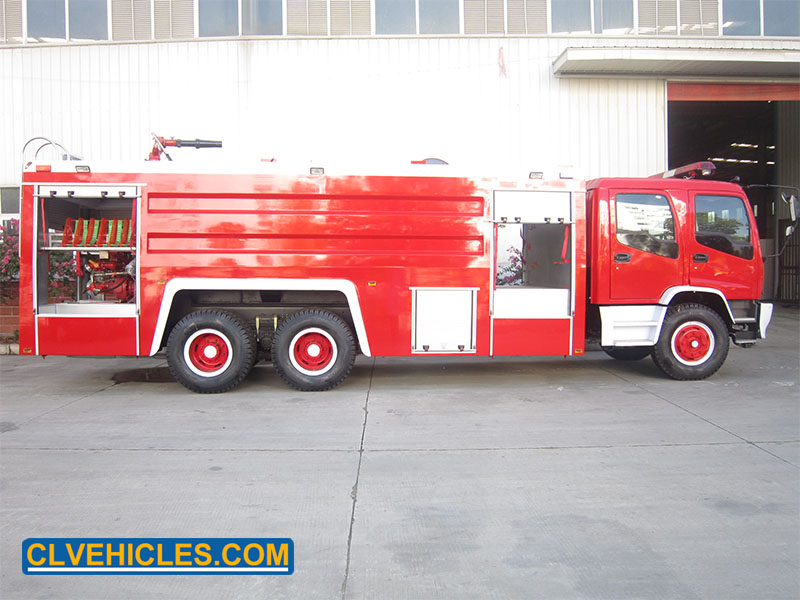 ISUZU fire fighting truck