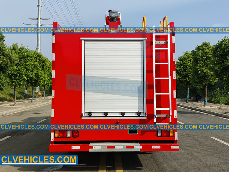 ISUZU fire fighting truck