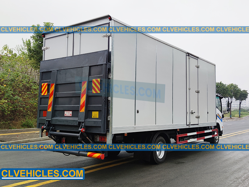  ISUZU cargo van truck