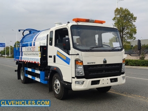 camion aspirateur à jet d'eau