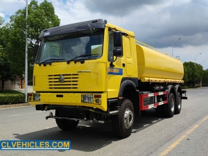 Camion-citerne à eau