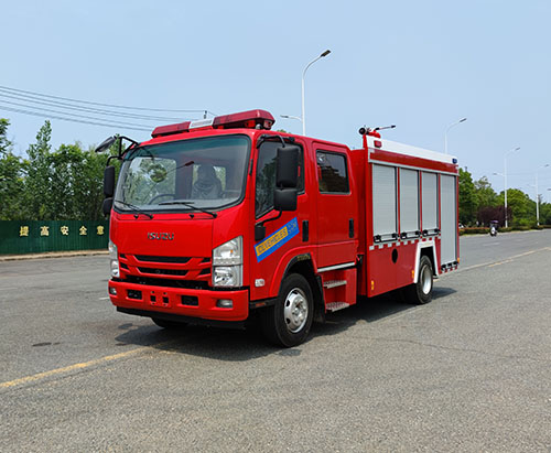 Un camion de lutte contre l'incendie ISUZU ELF 4000L expédié aux Philippines
