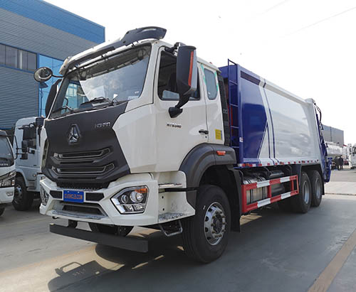 Une unité de camion à ordures compacteur 22CBM HOHAN est expédiée au Qatar