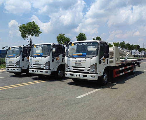 Three Units of ISUZU Double Deck Flatbed Wrecker Truck Ship to Philippines