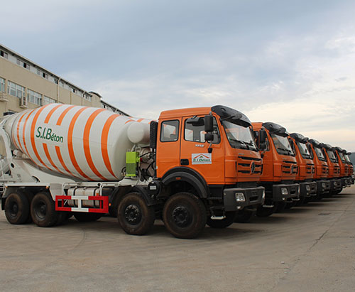 7 unités beiben 8 * 4 bétonnière camion expédier vers la cote d'ivoire en juillet