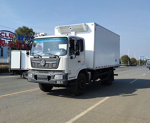 Neuf unités de camions frigorifiques expédiées au Liban
    